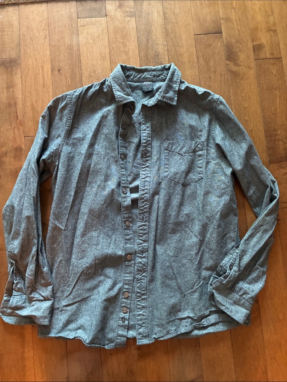 Oakley Men's Casual Button-Down Shirt in Charcoal Gray